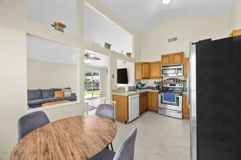 10552 Bobbie Lane Royal Palm Beach FL 33411
