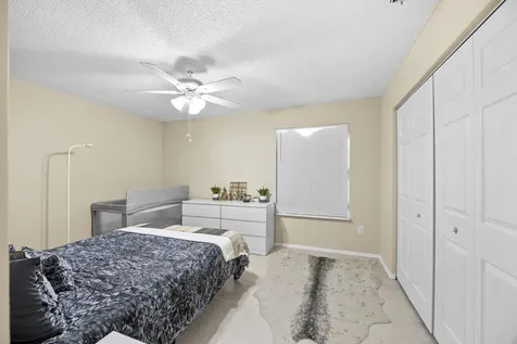 10552 Bobbie Lane Royal Palm Beach FL 33411