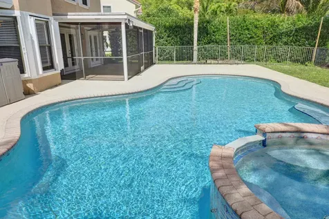 10732 Sea Cliff Circle Boca Raton FL 33498
