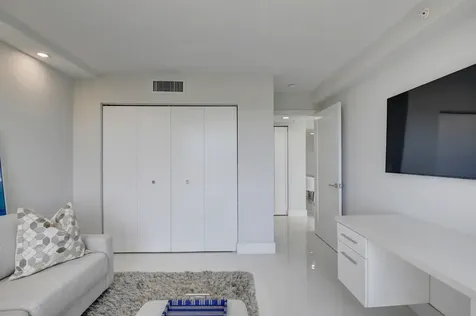 7847 Lakeside Boulevard Boca Raton FL 33434