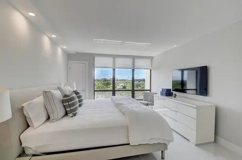 7847 Lakeside Boulevard Boca Raton FL 33434