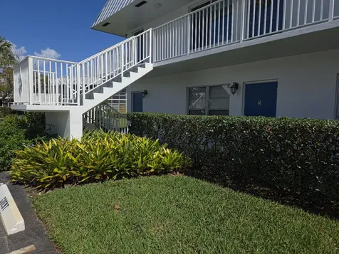 2929 Se Ocean Boulevard Stuart FL 34996