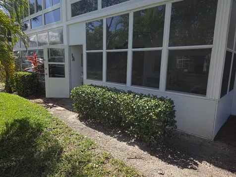 2929 Se Ocean Boulevard Stuart FL 34996