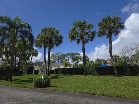 2929 Se Ocean Boulevard Stuart FL 34996
