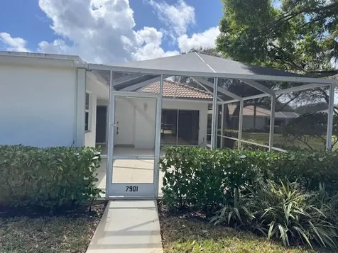 7901 Chapman Oak Court Palm Beach Gardens FL 33410