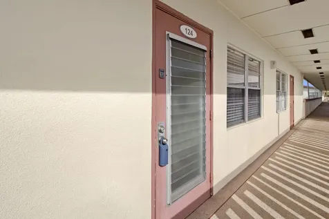 124 Preston C Boca Raton FL 33434