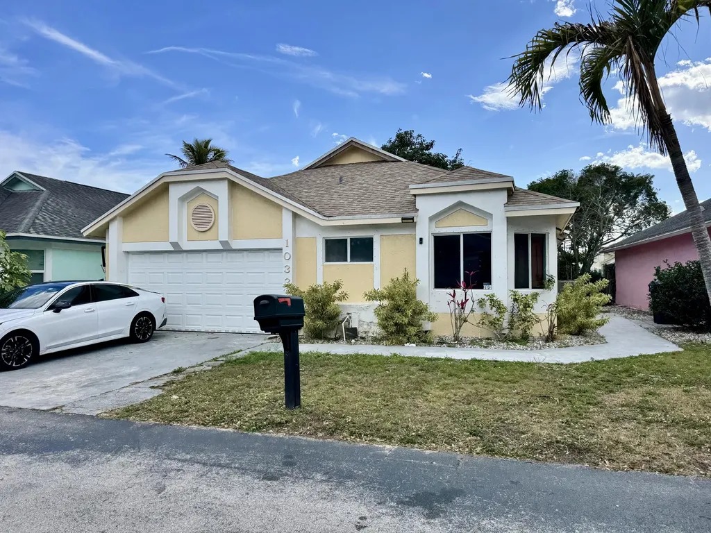 1033 W Jasmine Lane North Lauderdale FL 33068