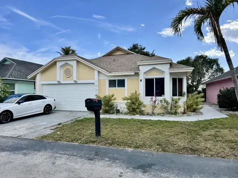 1033 W Jasmine Lane North Lauderdale FL 33068