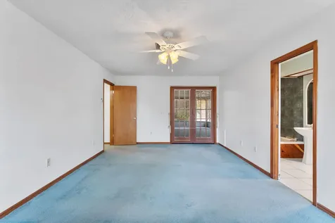 102 Se Crosspoint Drive Port Saint Lucie FL 34983