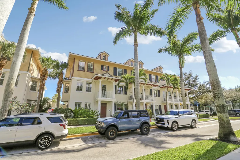 4273 E Main Street Jupiter FL 33458