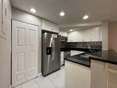 5844 Blueberry Unit 68 Court Lauderhill FL 33313