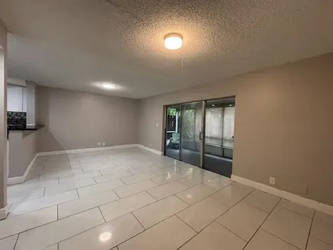 5844 Blueberry Unit 68 Court Lauderhill FL 33313