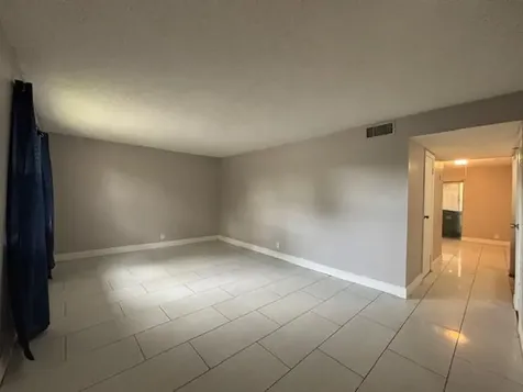 5844 Blueberry Unit 68 Court Lauderhill FL 33313
