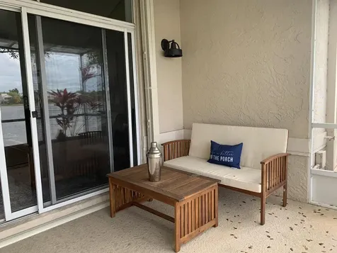 10667 Lake Shore Drive Wellington FL 33414