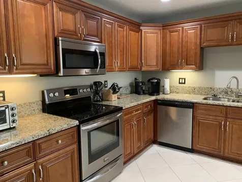10667 Lake Shore Drive Wellington FL 33414