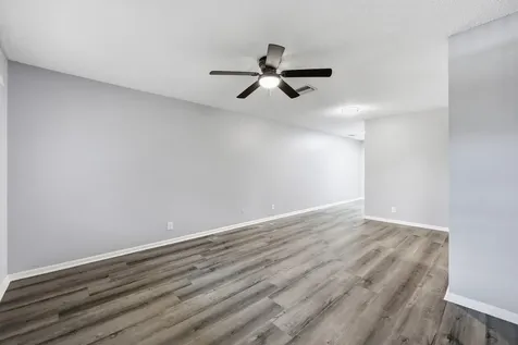 1565 W 28th Street Riviera Beach FL 33404