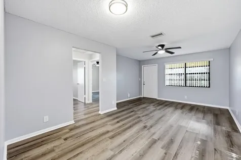 1565 W 28th Street Riviera Beach FL 33404