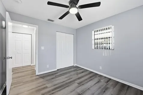 1565 W 28th Street Riviera Beach FL 33404