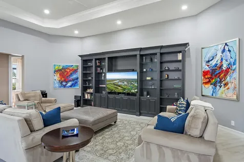 10626 Piazza Fontana West Palm Beach FL 33412