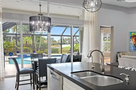 10626 Piazza Fontana West Palm Beach FL 33412
