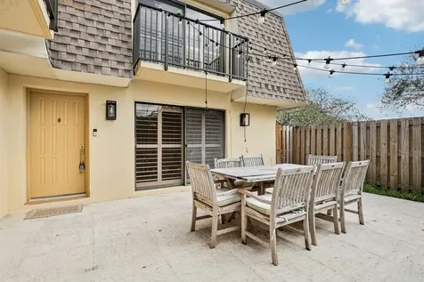 2911 Sw 22nd Circle Delray Beach FL 33445
