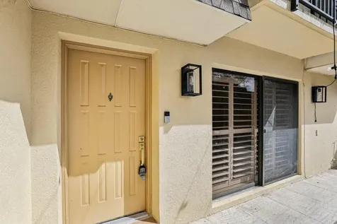 2911 Sw 22nd Circle Delray Beach FL 33445