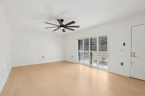 2911 Sw 22nd Circle Delray Beach FL 33445