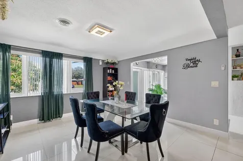 6980 Nw 6th Street Plantation FL 33317