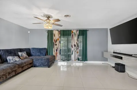6980 Nw 6th Street Plantation FL 33317