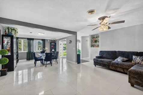 6980 Nw 6th Street Plantation FL 33317