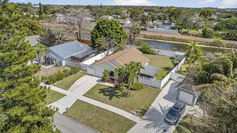 1172 Grandview Circle Royal Palm Beach FL 33411