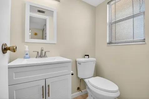 3661 Via Poinciana Lake Worth FL 33467