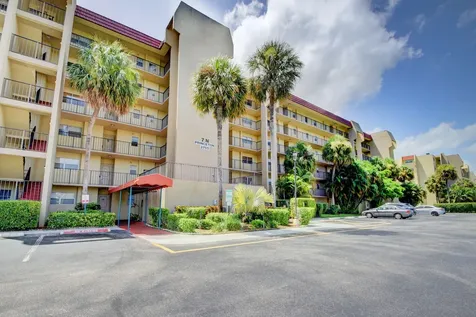 3661 Via Poinciana Lake Worth FL 33467