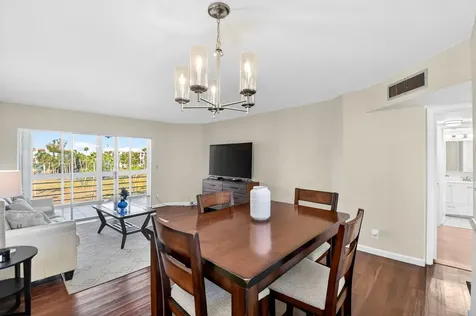 3661 Via Poinciana Lake Worth FL 33467