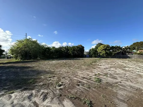 731 SW 3rd Avenue Boynton Beach FL 33426