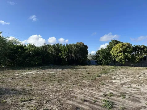 731 SW 3rd Avenue Boynton Beach FL 33426
