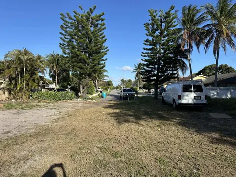731 SW 3rd Avenue Boynton Beach FL 33426