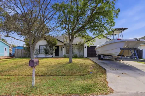 1818 Sw Notre Dame Avenue Port Saint Lucie FL 34953