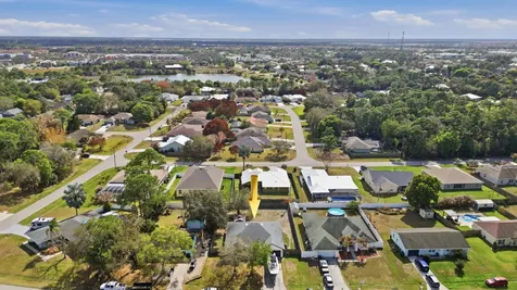 1818 Sw Notre Dame Avenue Port Saint Lucie FL 34953