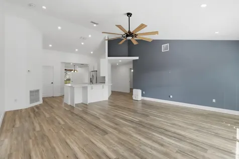 1818 Sw Notre Dame Avenue Port Saint Lucie FL 34953