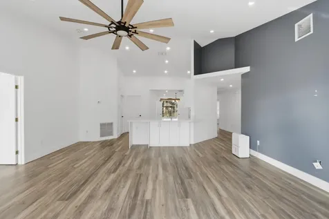 1818 Sw Notre Dame Avenue Port Saint Lucie FL 34953
