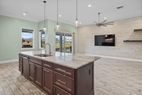 213 NE Sagamore Terrace Port Saint Lucie FL 34983