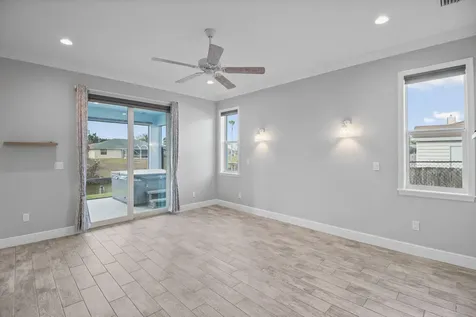 213 NE Sagamore Terrace Port Saint Lucie FL 34983