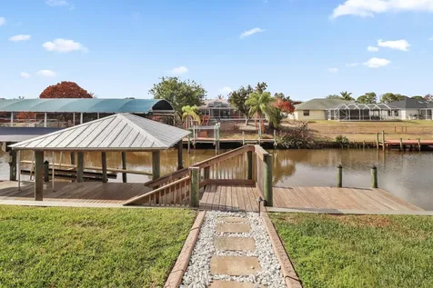 213 NE Sagamore Terrace Port Saint Lucie FL 34983