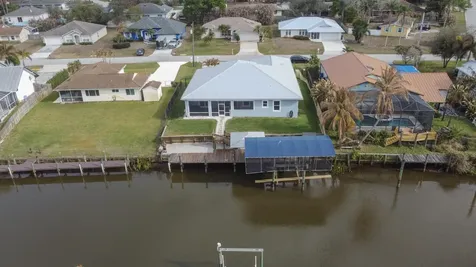 213 NE Sagamore Terrace Port Saint Lucie FL 34983