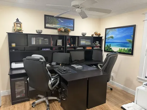 233 Sw Chelsea Terrace Port Saint Lucie FL 34953