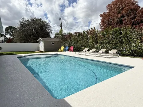 233 Sw Chelsea Terrace Port Saint Lucie FL 34953