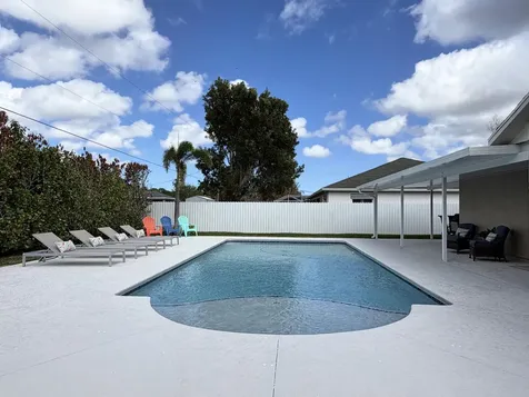 233 Sw Chelsea Terrace Port Saint Lucie FL 34953