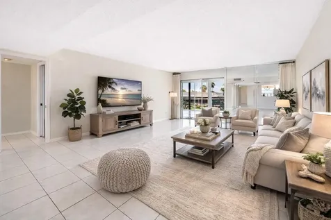 9220 Sw 14th Street Boca Raton FL 33428