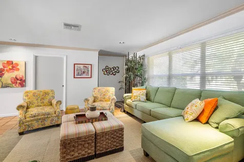 2330 NE 48th Street Lighthouse Point FL 33064